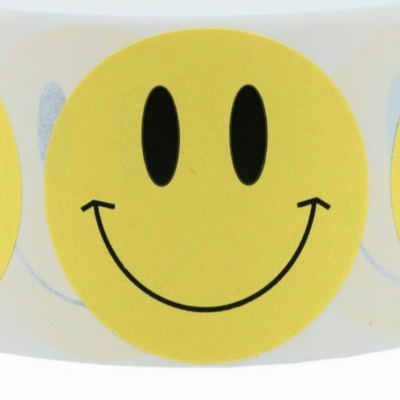 200 Yellow Happy Smiley Stickers 1" - Picture 3 of 8